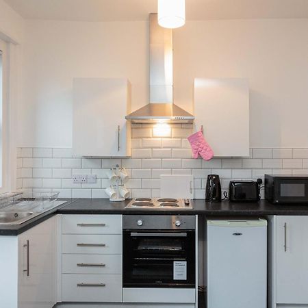 Cherry Property - Berry Apartments بلاكبول الغرفة الصورة