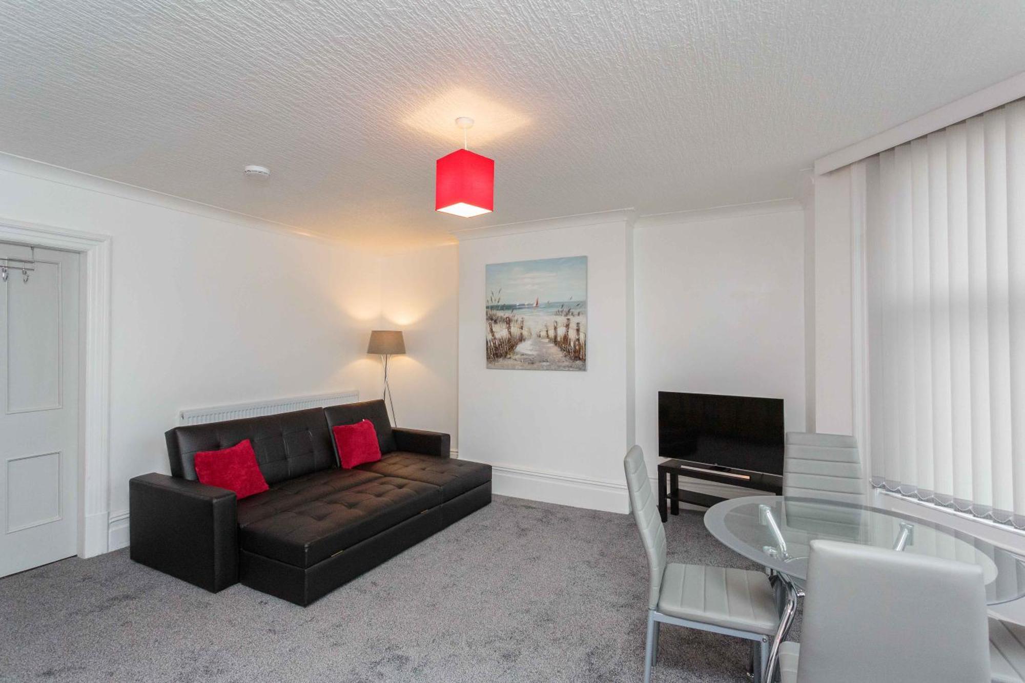 Cherry Property - Berry Apartments بلاكبول الغرفة الصورة