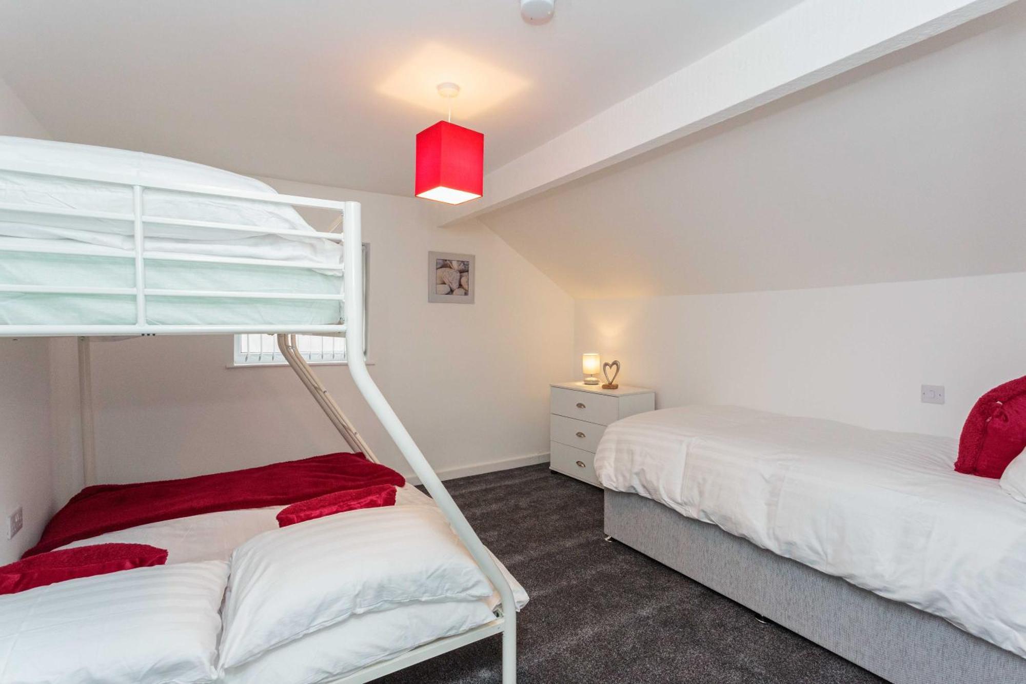 Cherry Property - Berry Apartments بلاكبول الغرفة الصورة