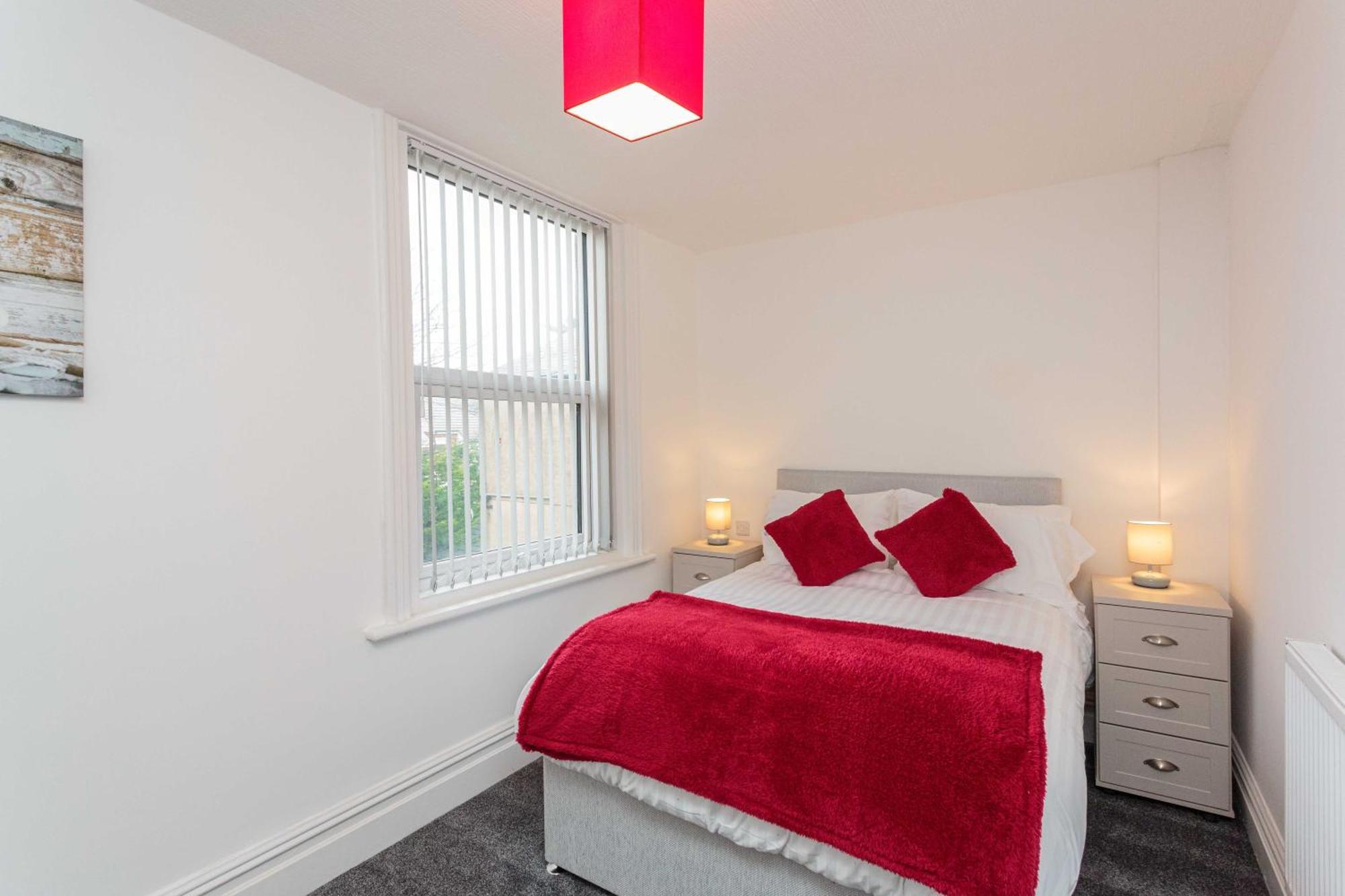 Cherry Property - Berry Apartments بلاكبول الغرفة الصورة